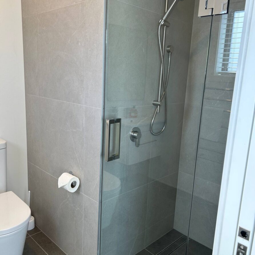 Unit 4 – Apartment on Armagh Street 6 svg%3E