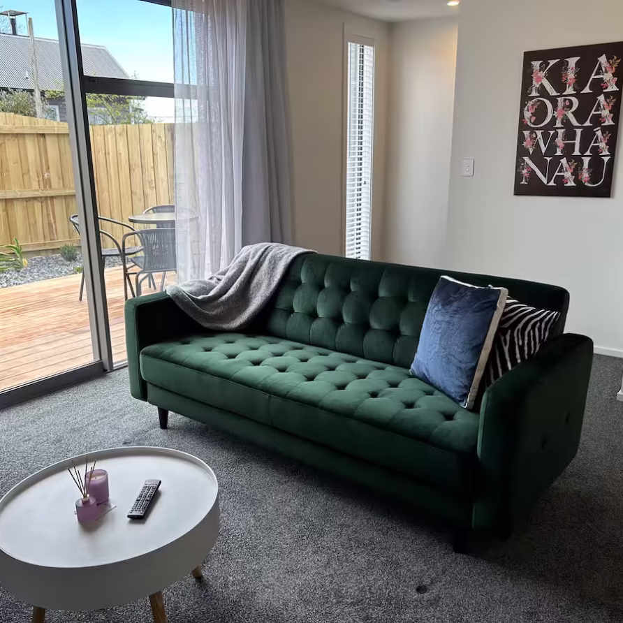 Unit 5 – Apartment on Armagh Street 14 svg%3E