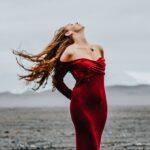 iceland model flipping her hair SHJQCMS